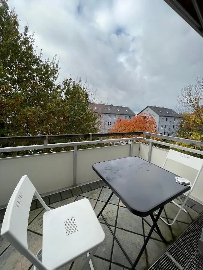 Apartment 5 Minuten Bis Messe Dusseldorf Germany